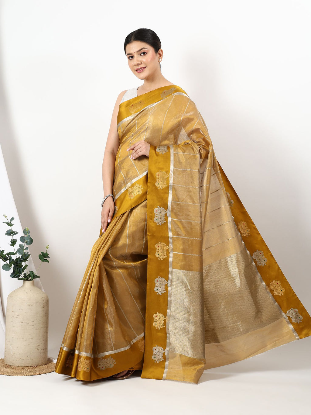 Suvarnarekha - Chanderi Silk Saree