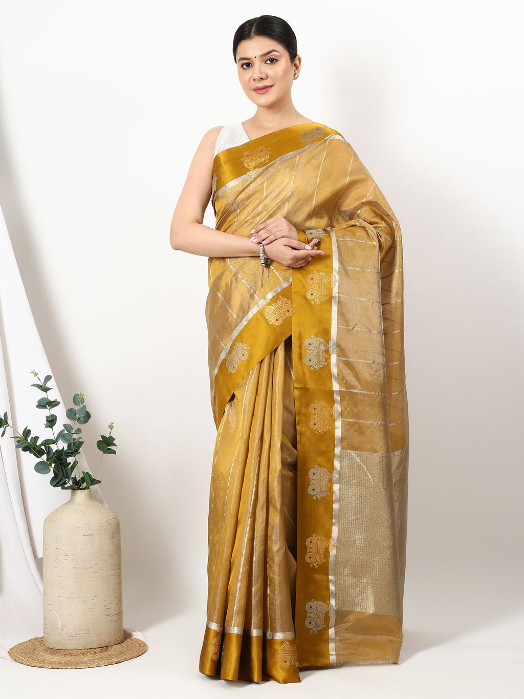 Suvarnarekha - Chanderi Silk Saree
