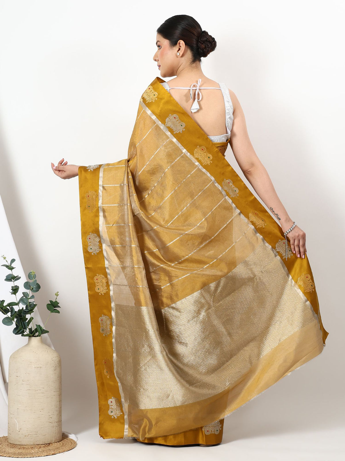 Suvarnarekha - Chanderi Silk Saree