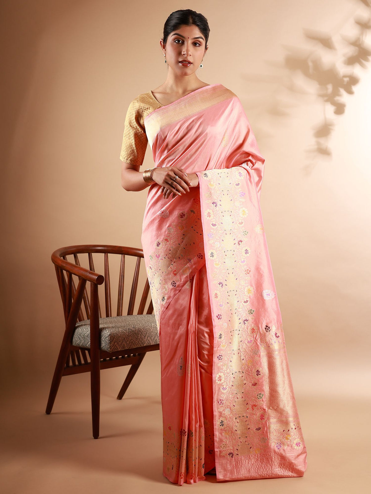 Meenakari Noor