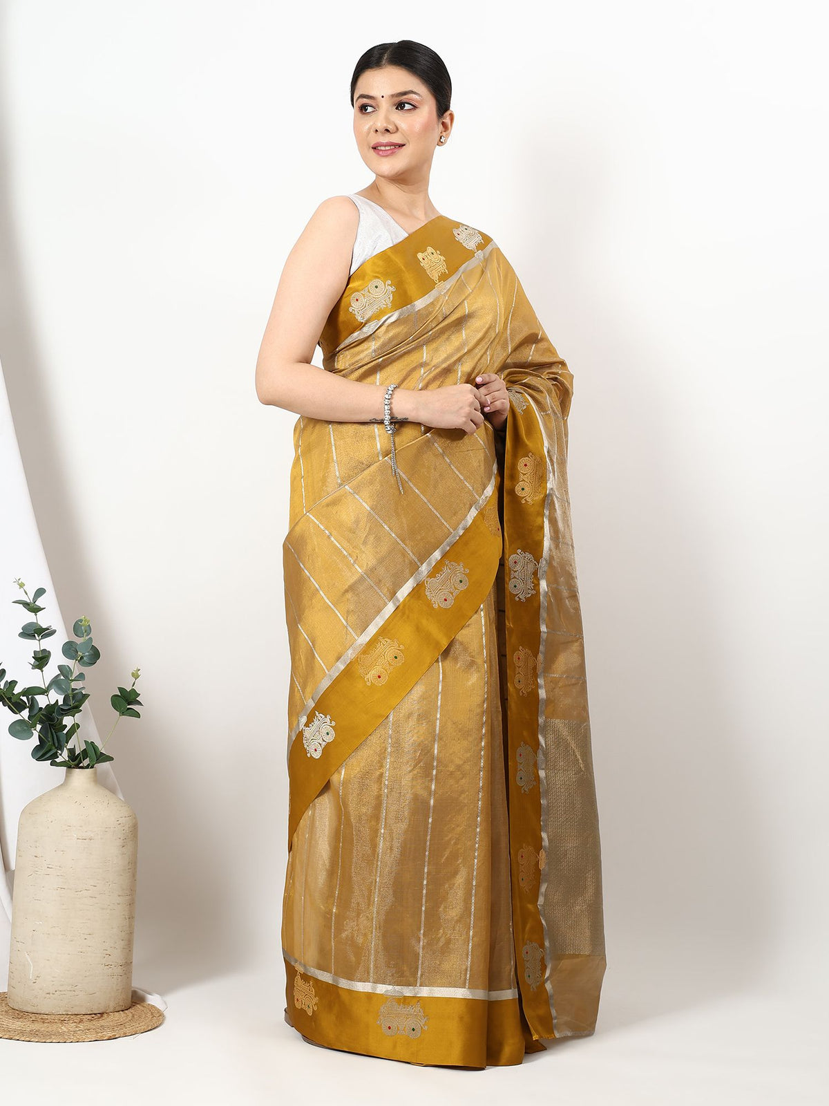 Suvarnarekha - Chanderi Silk Saree